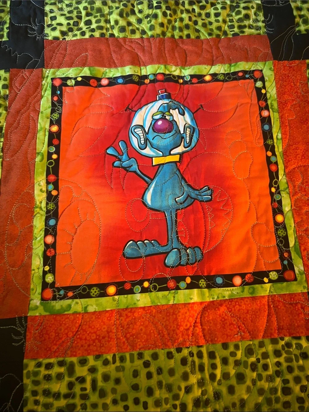 handmade alien quilt Cartoon Patchwork Quilt elaborate quilting design